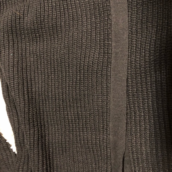 BLACK on top Cardigan!✨✨ - Picture 7 of 7